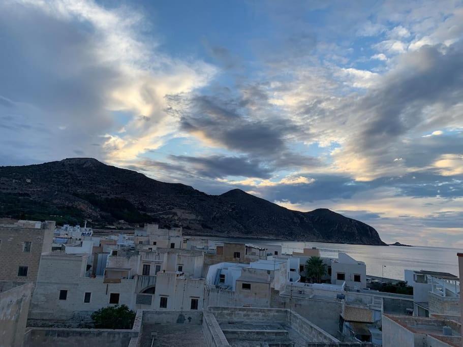 Appartement Al Centro Del Centro - Favignana Extérieur photo